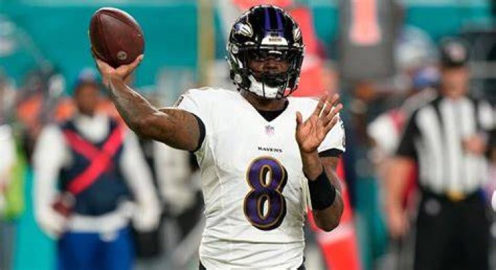 How Lamar Jackson Taught His Girlfriend to Never Listen to Haters